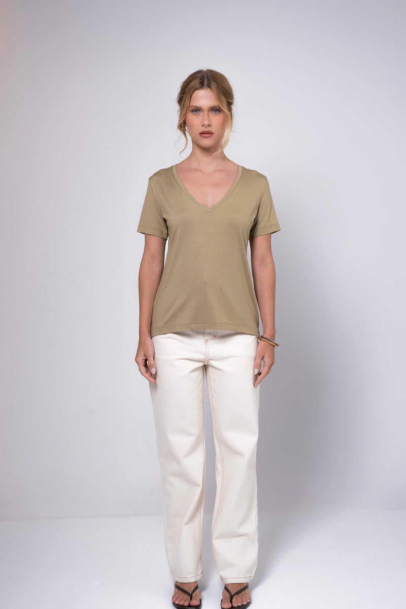camiseta gola v modal